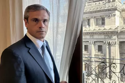 698e61af55bdf__420x280