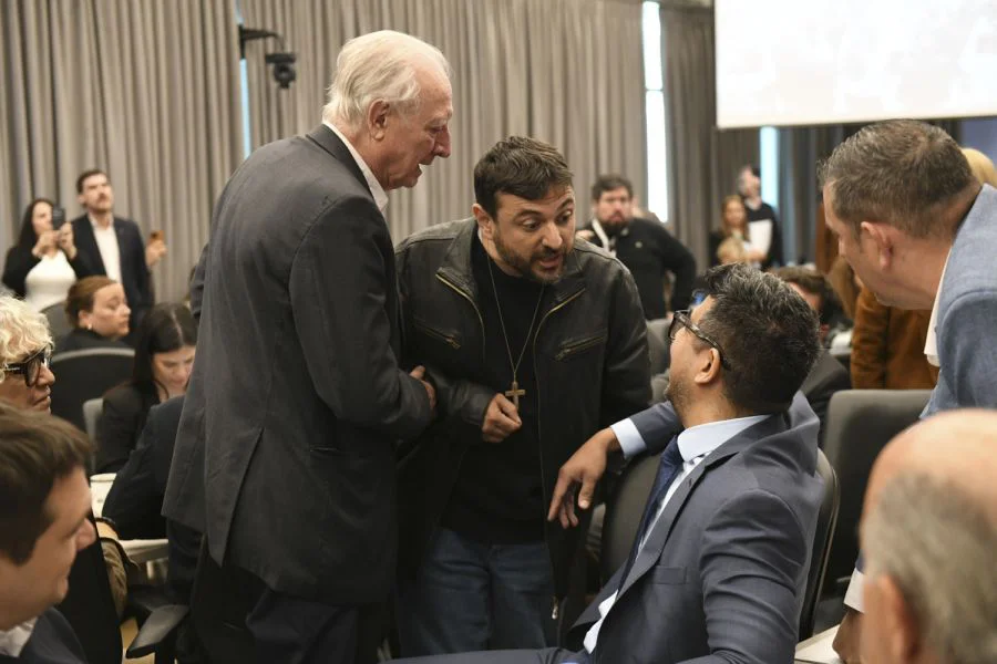 Juan Grabois increpa al libertario Jairo Guzmán en un plenario caliente (Foto HCDN)