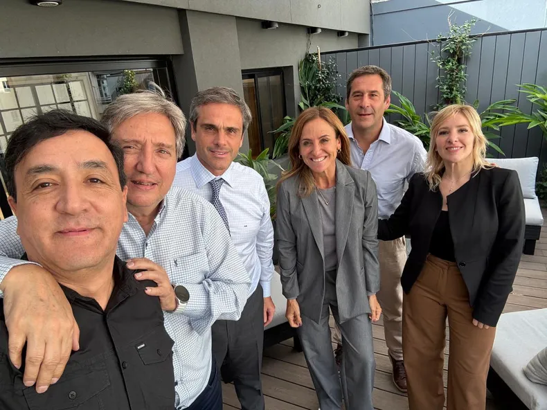 victoria-tolosa-paz-y-guillermo-michel-organizan-los-federales