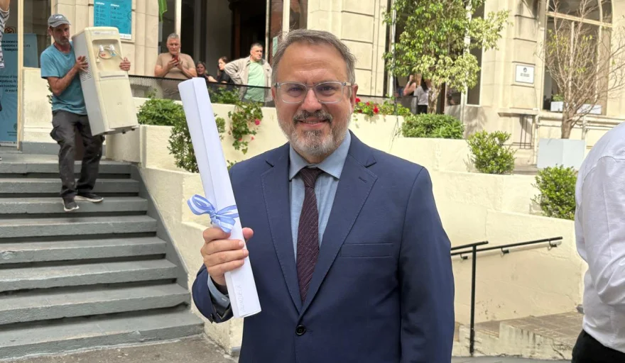 20251209083458_whatsapp-image-2025-12-08-at-17-33-06