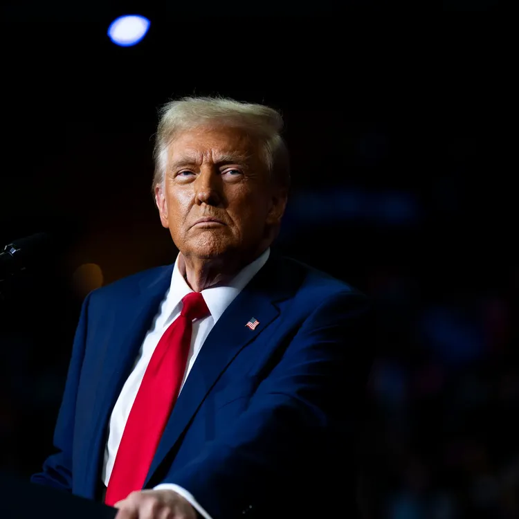 pol-trump-wins-hfo-new0101-qzgw-mediumSquareAt3X